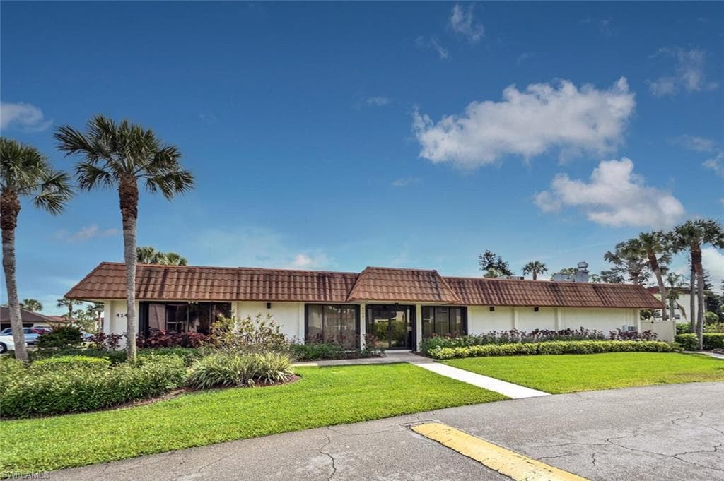 4345 27th CT SW # 201, NAPLES FL 34116-23