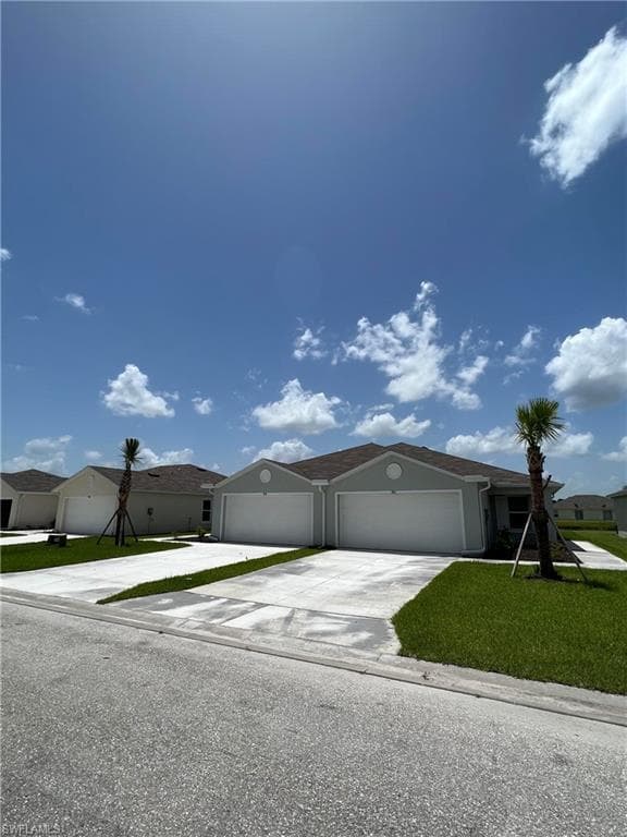 9114 Aegean CIR, LEHIGH ACRES FL 33936-1