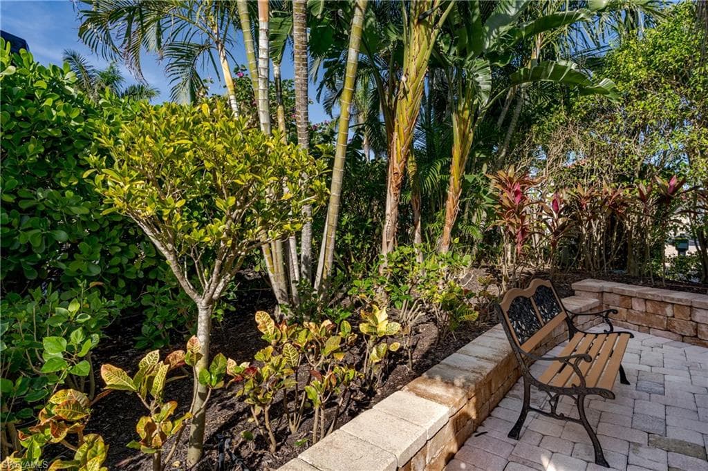 13606 Snapper LN, NAPLES FL 34114-18