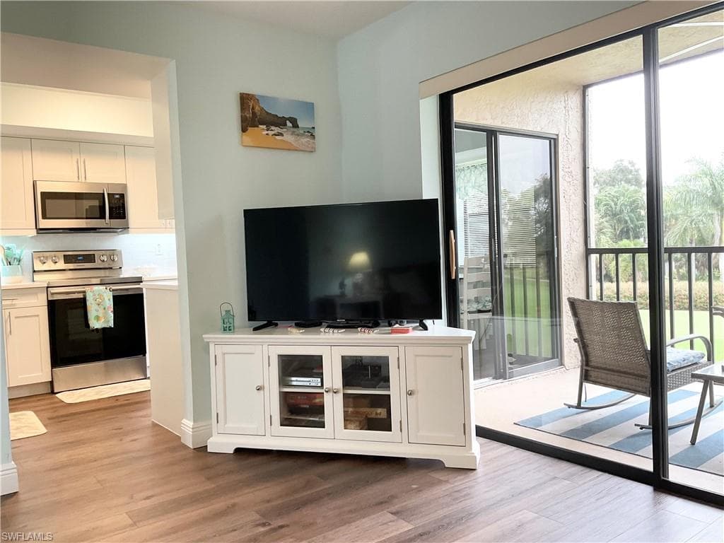 7380 Saint Ives WAY # 1204, NAPLES FL 34104-14