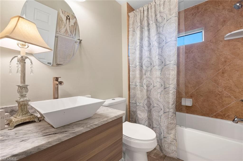 19602 Tesoro WAY, ESTERO FL 33967-19