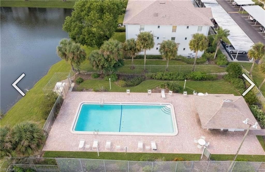 9640 Victoria LN # 305, NAPLES FL 34109-26