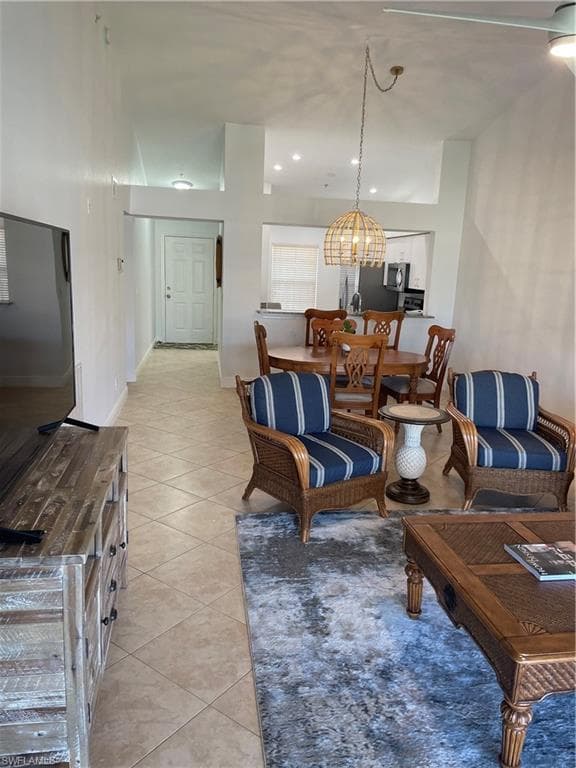 9640 Victoria LN # 305, NAPLES FL 34109-4