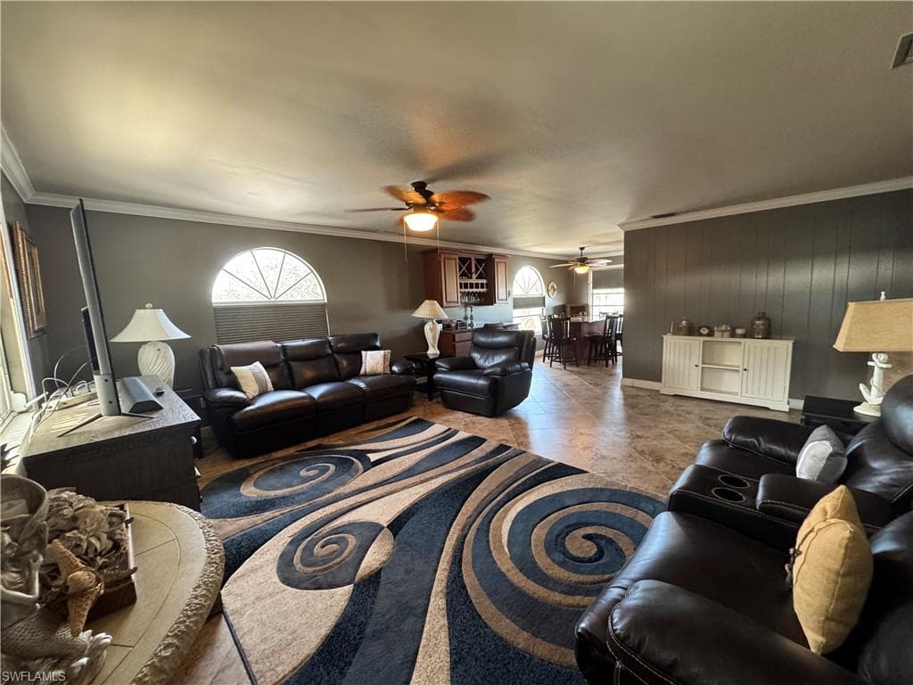 320 Lazy WAY, FORT MYERS BEACH FL 33931-15