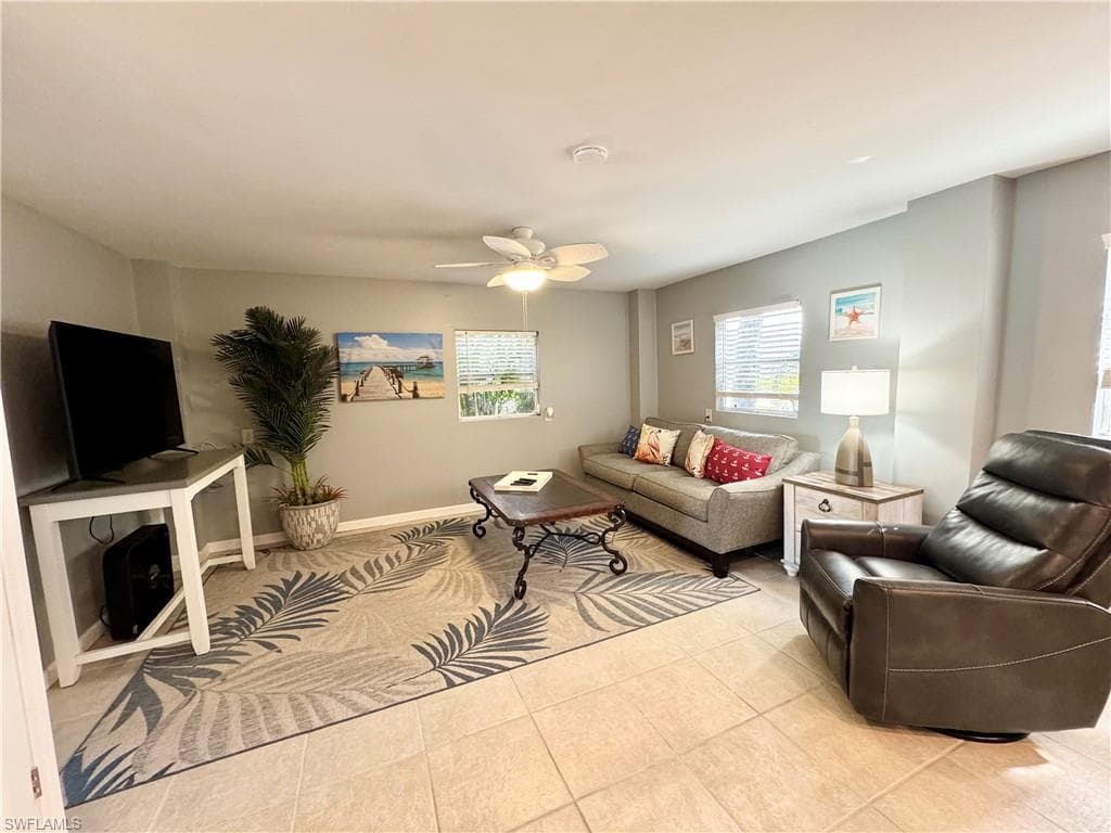 320 Lazy WAY, FORT MYERS BEACH FL 33931-33