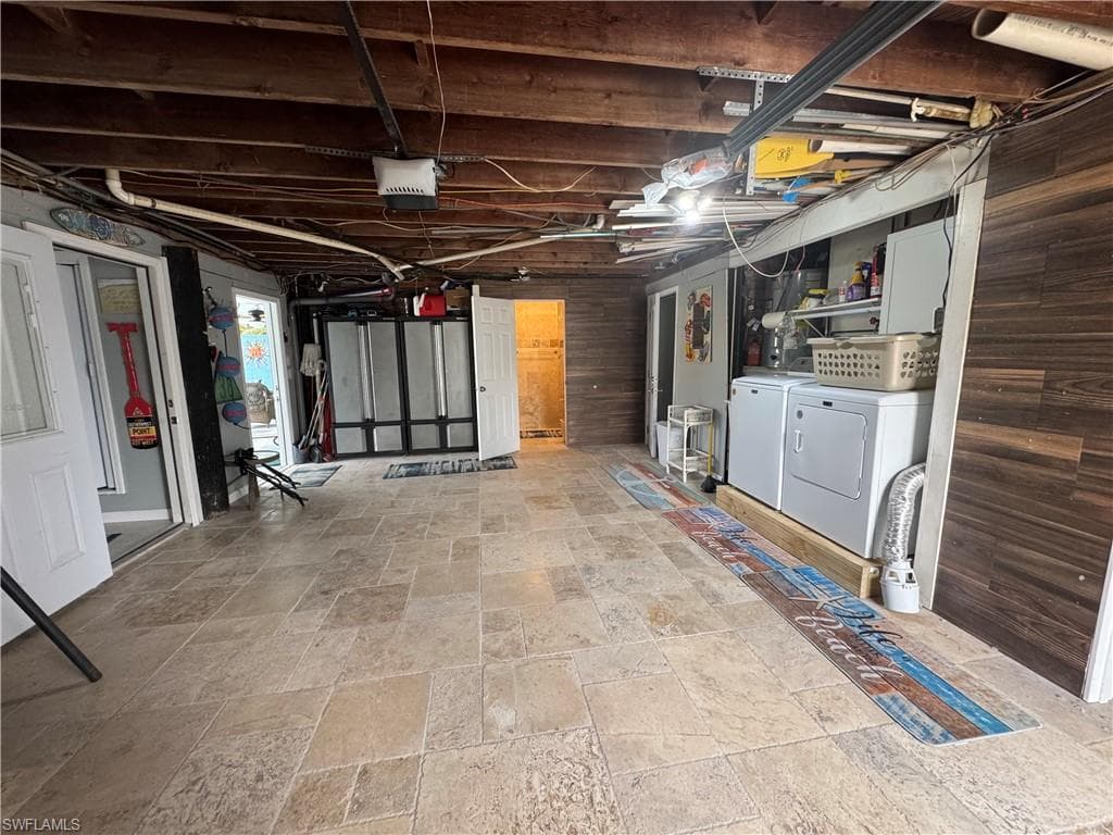 320 Lazy WAY, FORT MYERS BEACH FL 33931-7