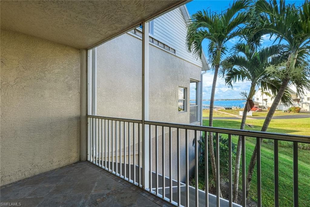 3623 Edgewood AVE, FORT MYERS FL 33916-16