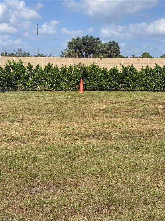 2455 Everest PKWY, CAPE CORAL FL 33904-5