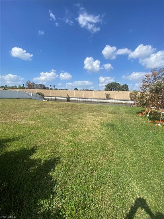 2455 Everest PKWY, CAPE CORAL FL 33904-6