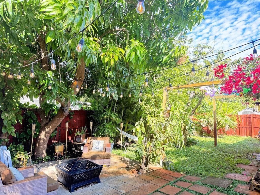 4207 Cindy AVE, NAPLES FL 34112-16