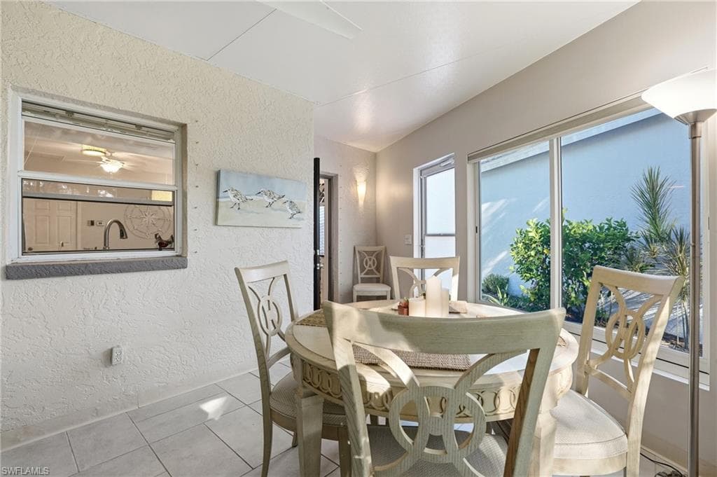 10725 Blue Bimini CIR, ESTERO FL 33928-18