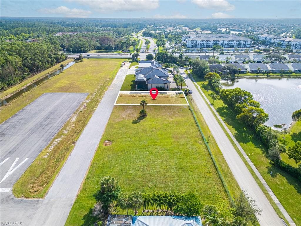 4230 Skyway DR, NAPLES FL 34112-6