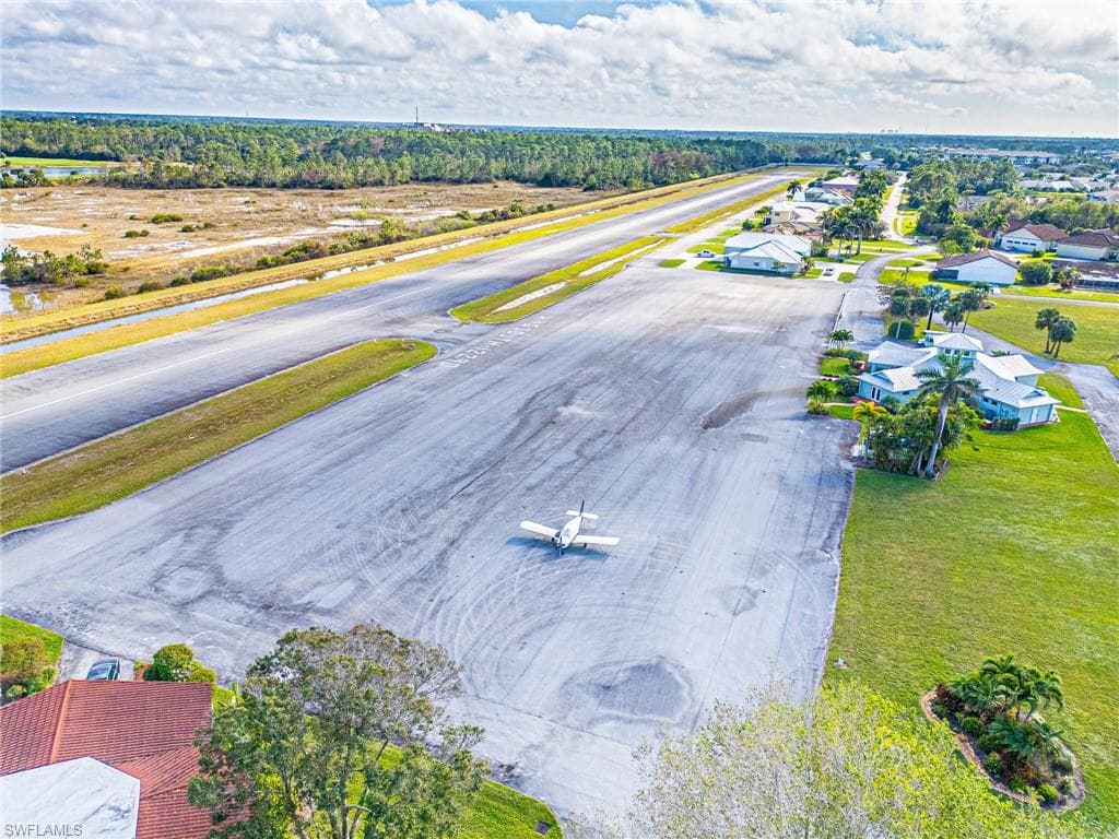 4230 Skyway DR, NAPLES FL 34112-4