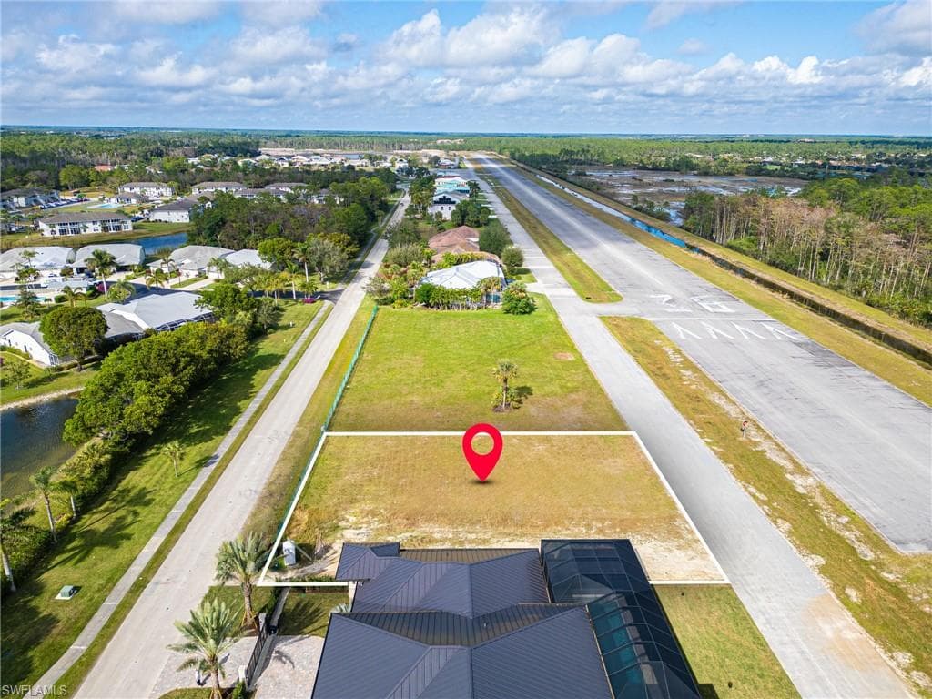 4230 Skyway DR, NAPLES FL 34112-3