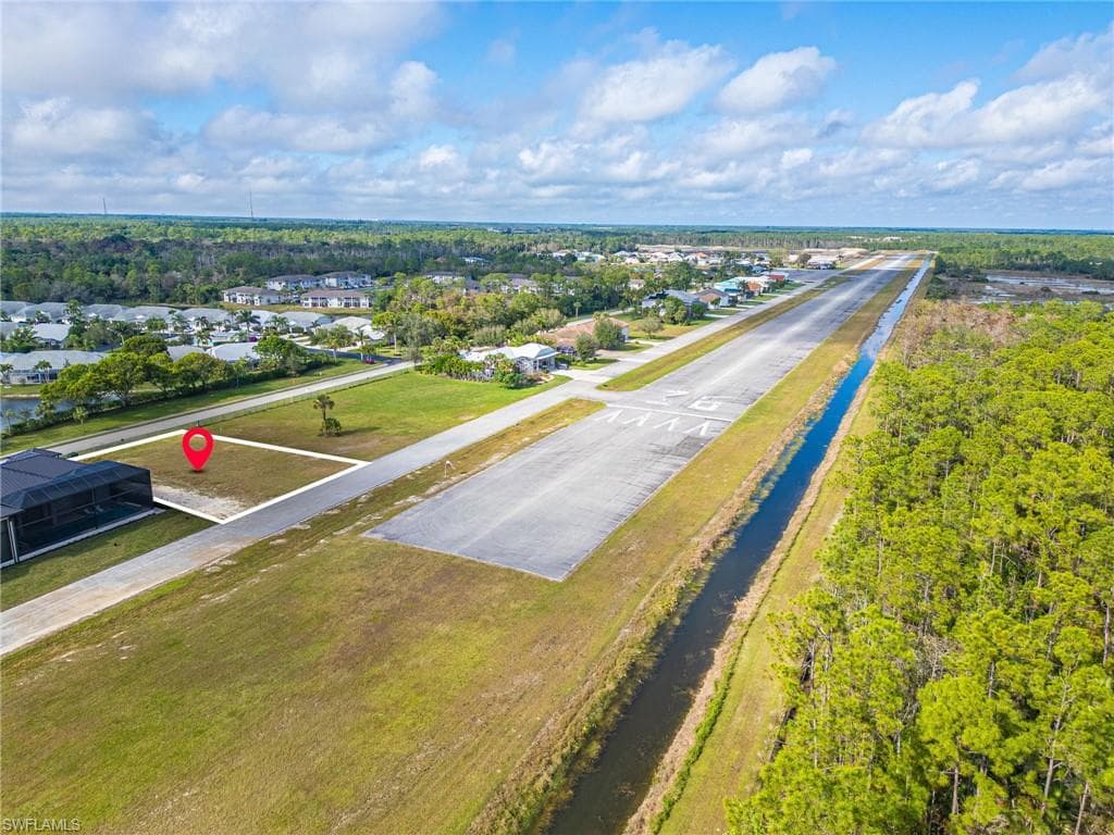 4230 Skyway DR, NAPLES FL 34112-7