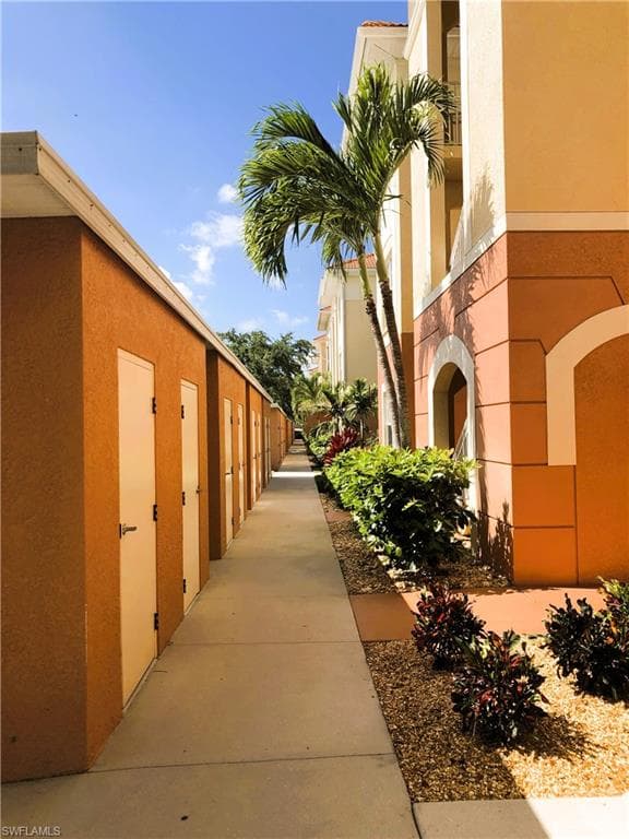 1141 Van Loon Commons CIR # 301, CAPE CORAL FL 33909-24