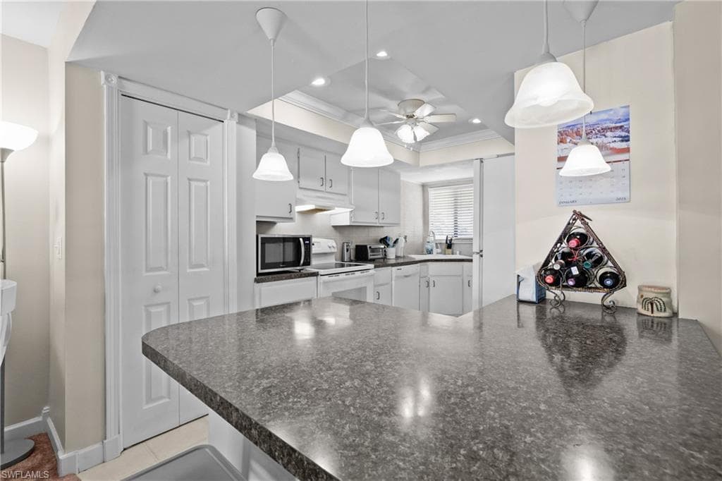 1203 SW 48th TER # 201, CAPE CORAL FL 33914-4