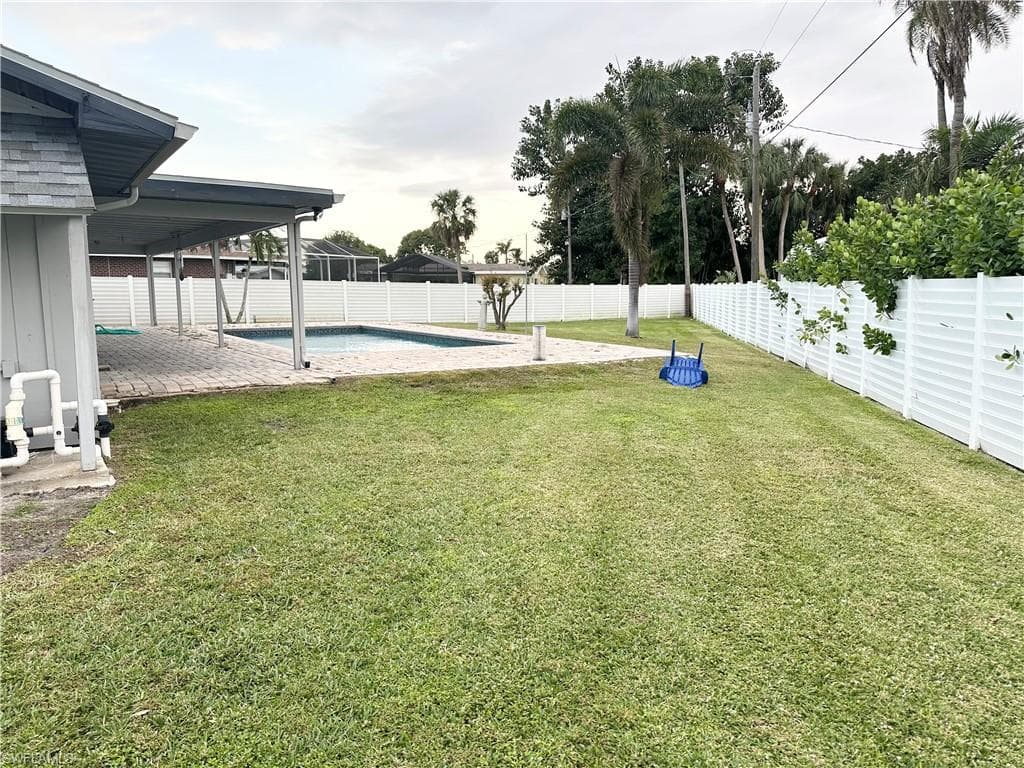 522 Sanford DR, FORT MYERS FL 33919-5