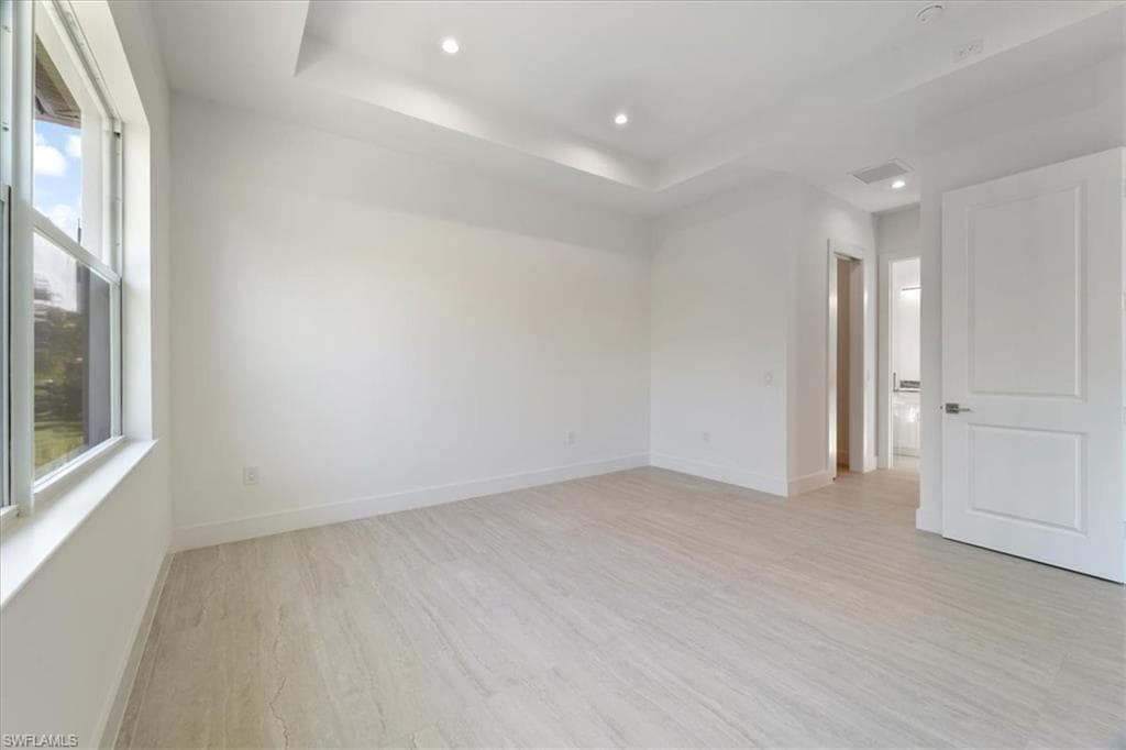 2537 Linda DR, NAPLES FL 34112-19