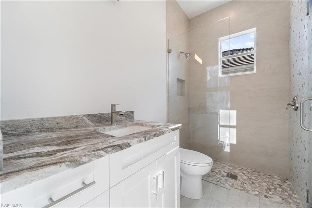 2537 Linda DR, NAPLES FL 34112-29