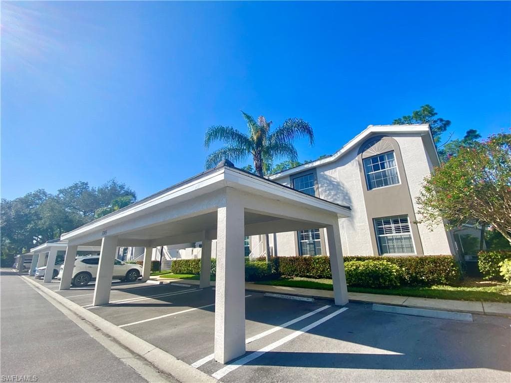 3745 Fieldstone BLVD # 107, NAPLES FL 34109-1