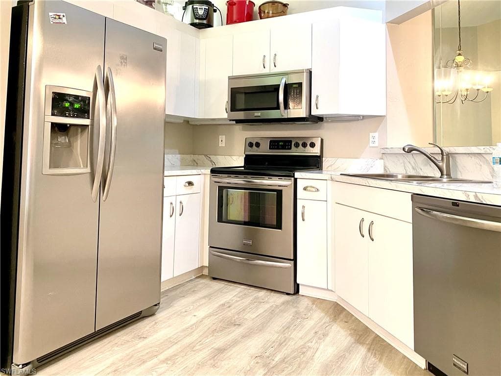 3745 Fieldstone BLVD # 107, NAPLES FL 34109-6