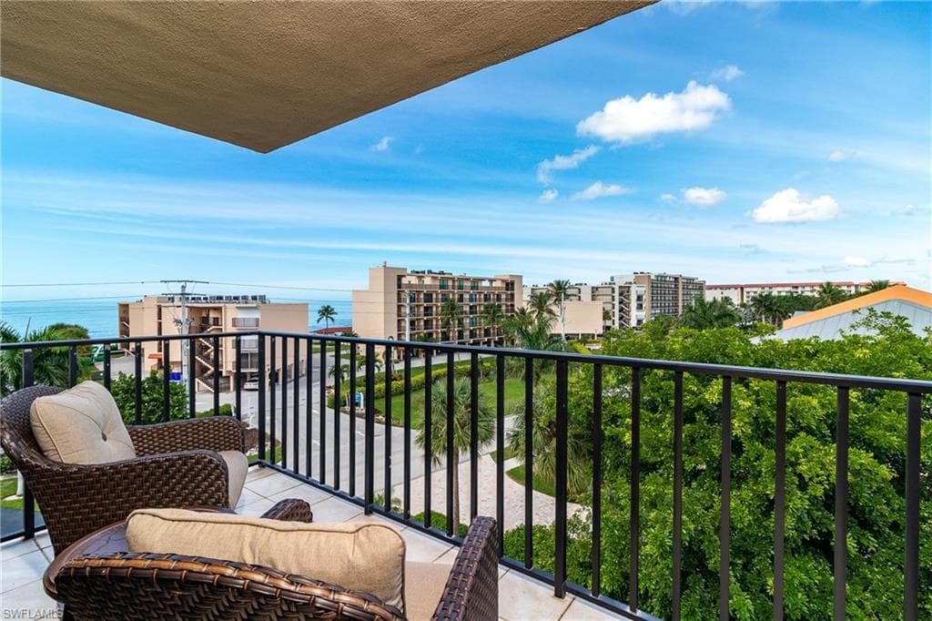 25875 Hickory BLVD # 501, BONITA SPRINGS FL 34134-19