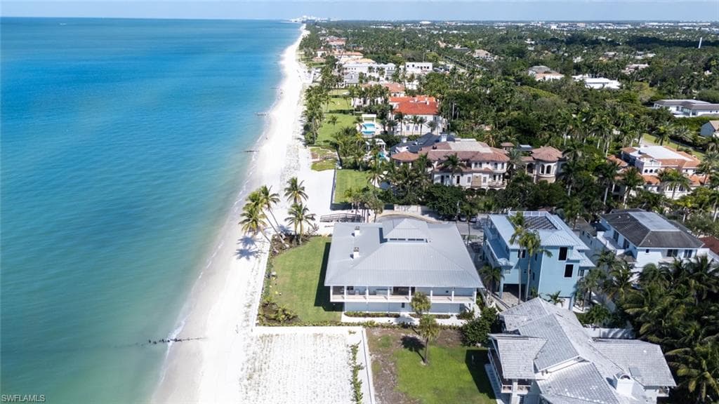 40 32nd AVE S, NAPLES FL 34102-35