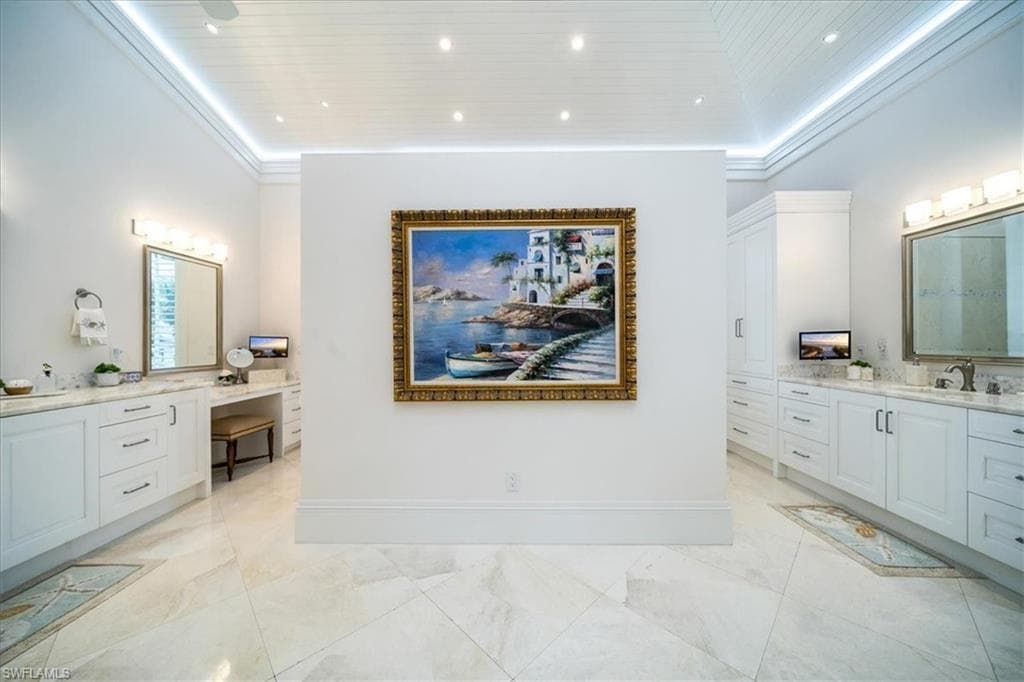 40 32nd AVE S, NAPLES FL 34102-20