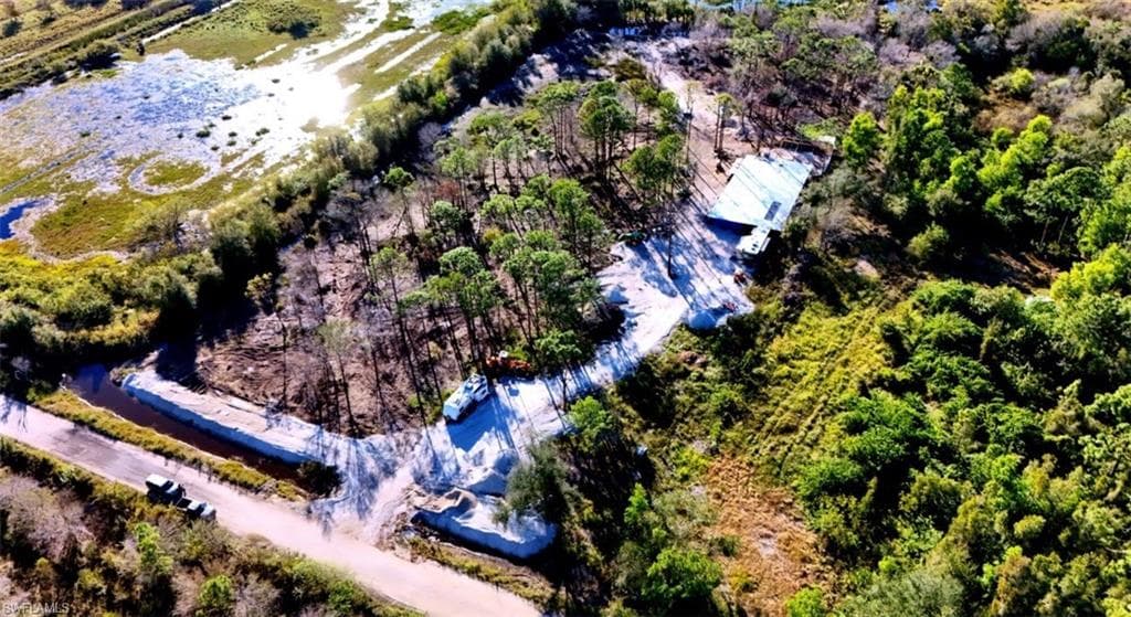 22511 Williams DR, NORTH FORT MYERS FL 33917-2