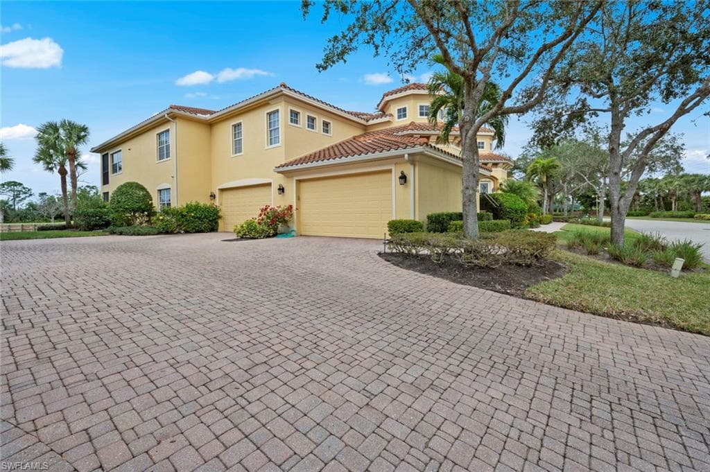 18530 Sandalwood Pointe # 101, FORT MYERS FL 33908-32