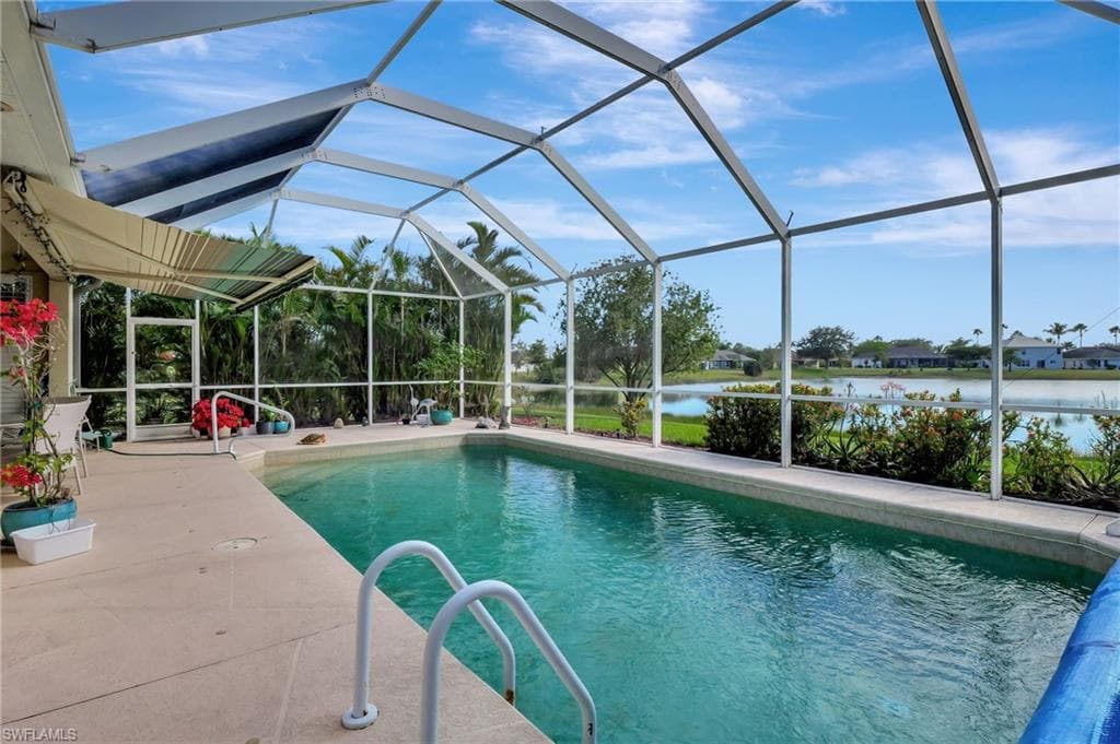 8040 Liriope LOOP, LEHIGH ACRES FL 33972-2