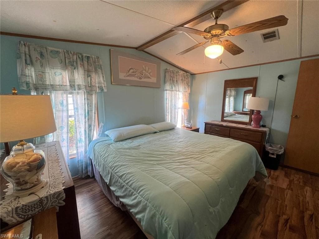 27300 Duvernay DR, BONITA SPRINGS FL 34135-8