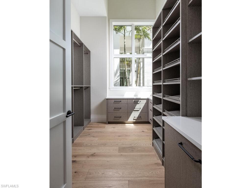 799 Cassena RD, NAPLES FL 34108-16