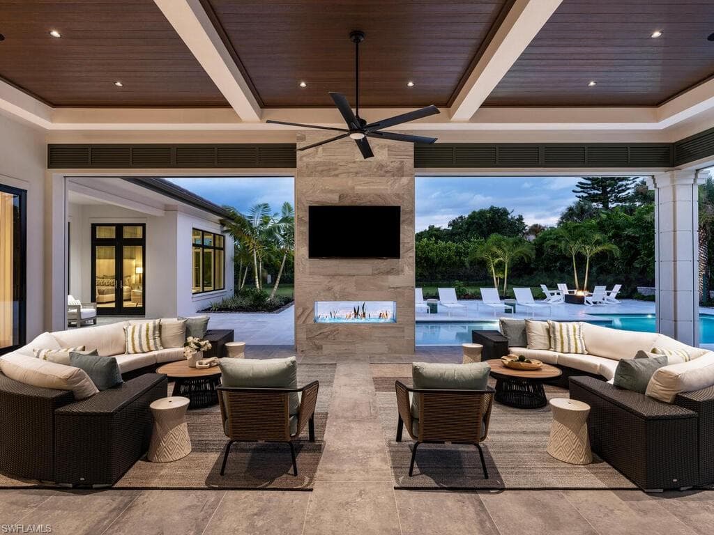 799 Cassena RD, NAPLES FL 34108-34