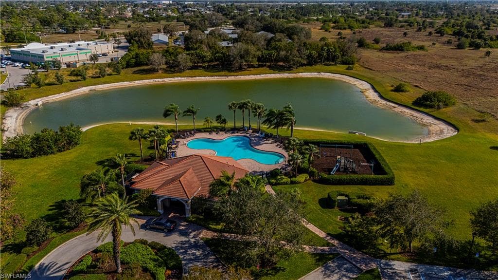 10736 Crossback LN, LEHIGH ACRES FL 33936-27