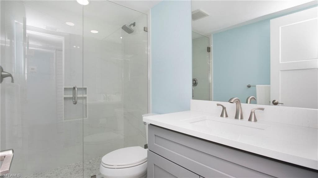 1155 Sandpiper ST # C7, NAPLES FL 34102-22