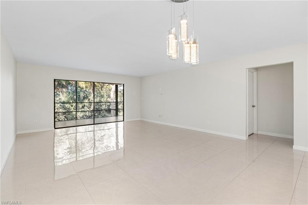 116 Pinebrook DR, FORT MYERS FL 33907-9