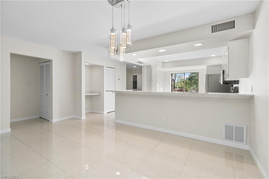 116 Pinebrook DR, FORT MYERS FL 33907-7