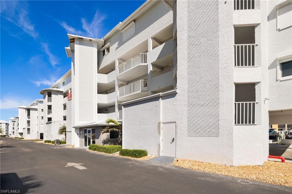 4521 Bay Beach LN # 326, FORT MYERS BEACH FL 33931-26