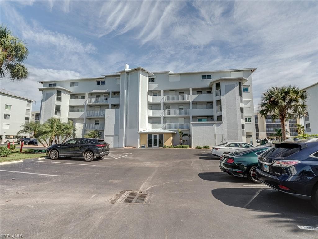 4521 Bay Beach LN # 326, FORT MYERS BEACH FL 33931-12
