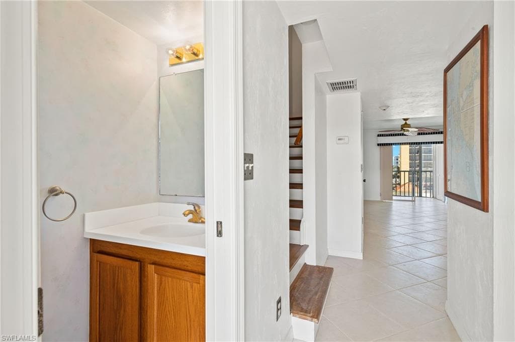 4521 Bay Beach LN # 326, FORT MYERS BEACH FL 33931-32