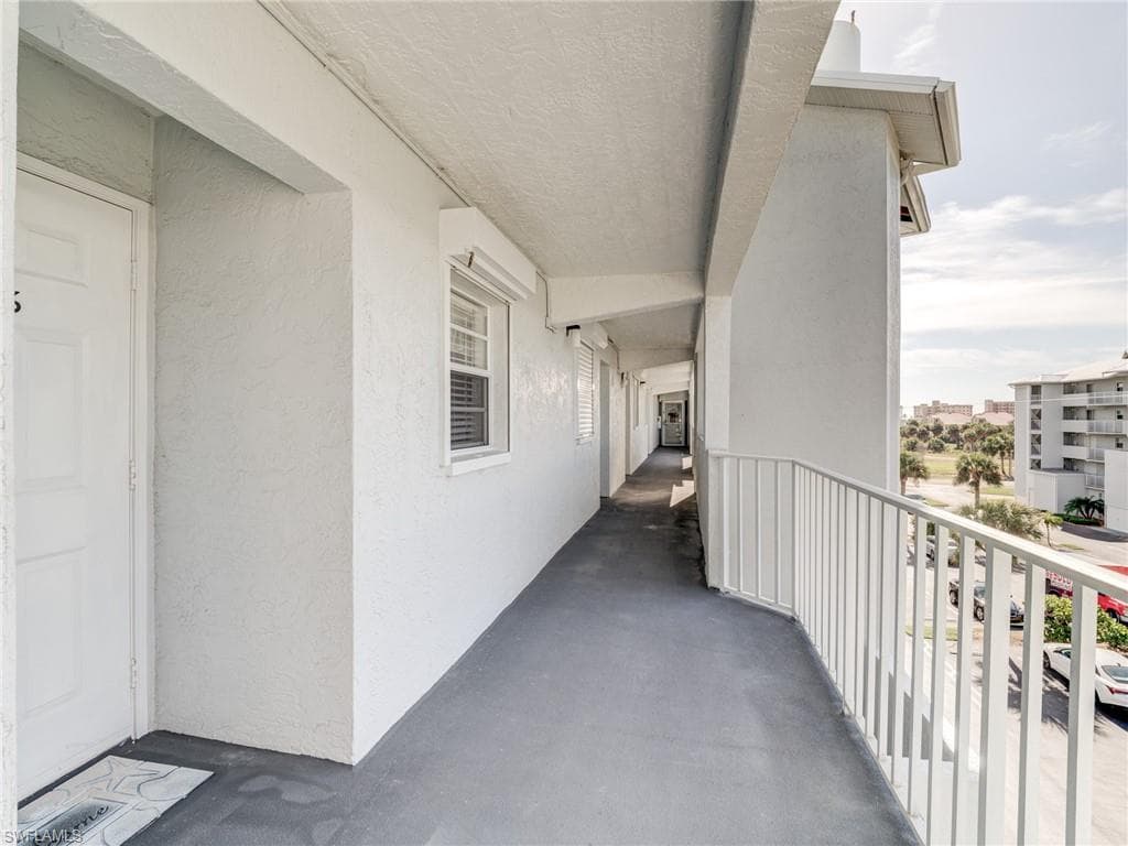 4521 Bay Beach LN # 326, FORT MYERS BEACH FL 33931-18