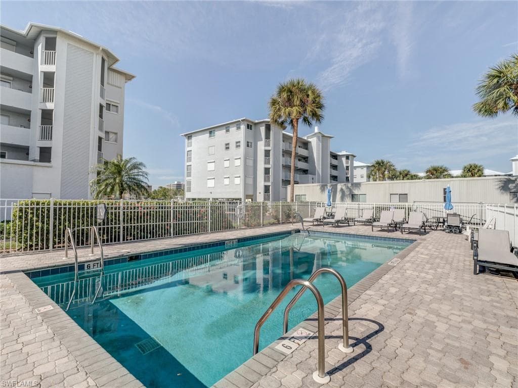 4521 Bay Beach LN # 326, FORT MYERS BEACH FL 33931-3