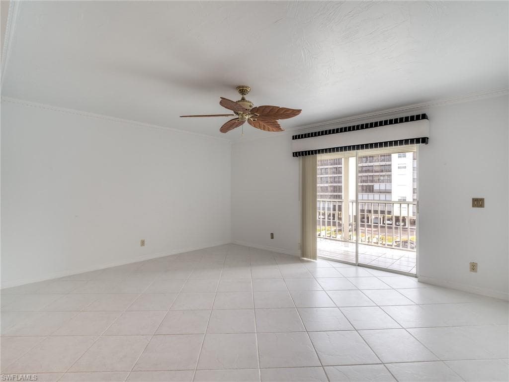 4521 Bay Beach LN # 326, FORT MYERS BEACH FL 33931-24
