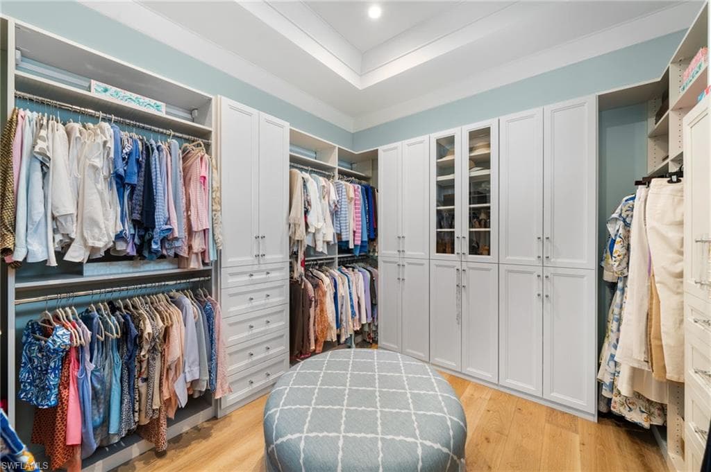 6892 Leeward WAY, NAPLES FL 34109-31