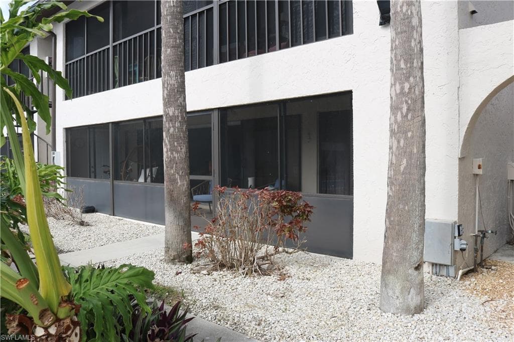 3935 Country Club BLVD # 11, CAPE CORAL FL 33904-22