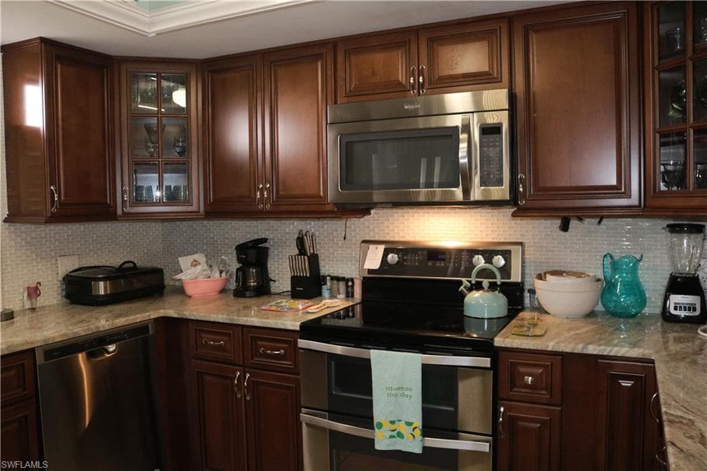 3935 Country Club BLVD # 11, CAPE CORAL FL 33904-4
