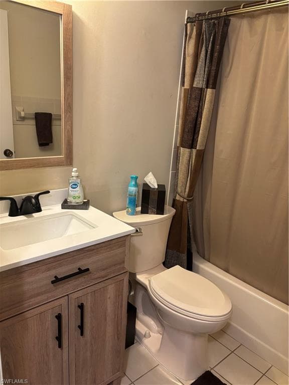 4500 SE 5th PL # 106, CAPE CORAL FL 33904-19
