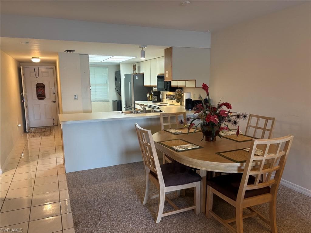 4500 SE 5th PL # 106, CAPE CORAL FL 33904-9